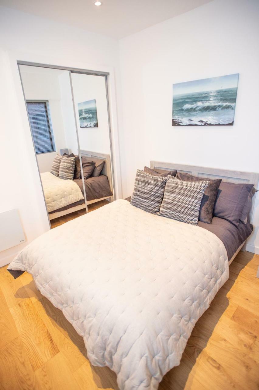 Stylish And Clean 1 Bed Apartment Maidenhead Town Center 외부 사진