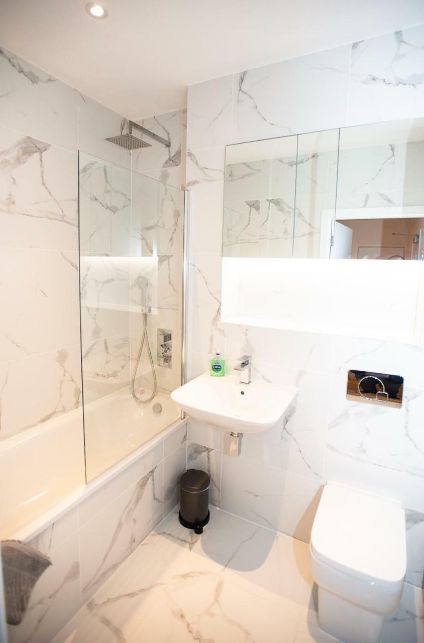 Stylish And Clean 1 Bed Apartment Maidenhead Town Center 외부 사진